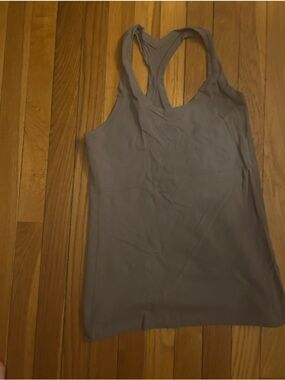 Lululemon Women’s Sleeveless Scoop Neck Tank Top -  Gray